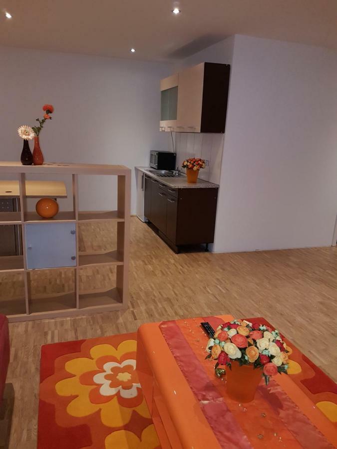 הרדקה Wohnen Im Souterrain Einer Villa מראה חיצוני תמונה