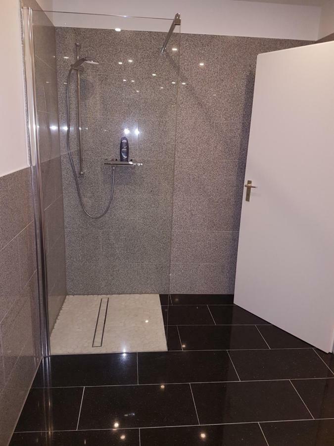 הרדקה Wohnen Im Souterrain Einer Villa מראה חיצוני תמונה