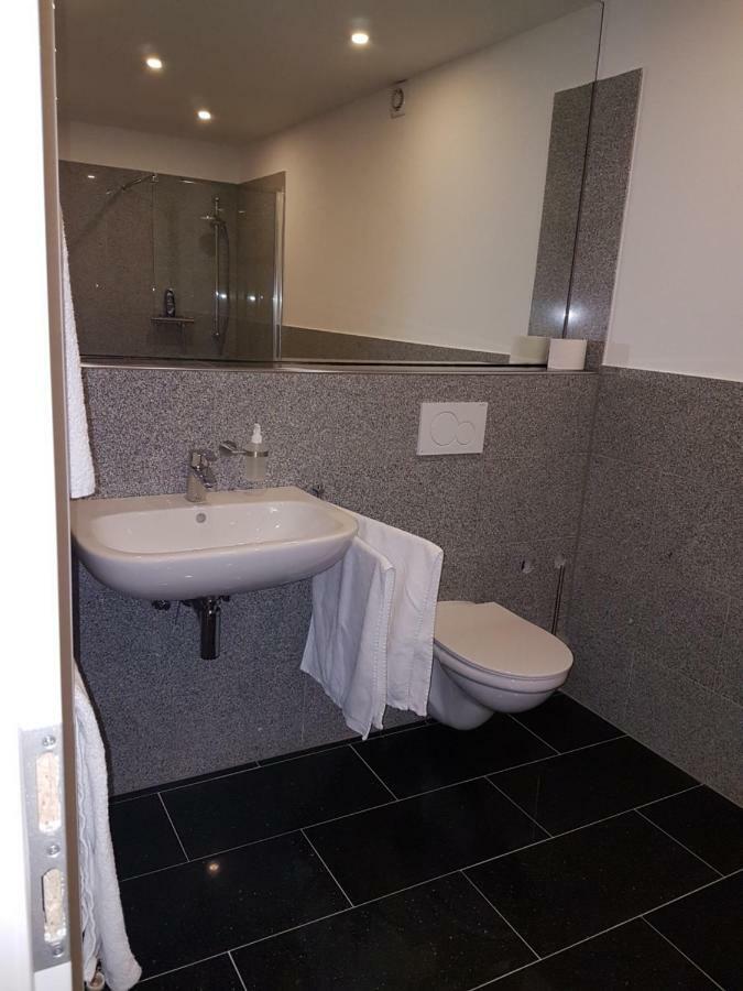 הרדקה Wohnen Im Souterrain Einer Villa מראה חיצוני תמונה